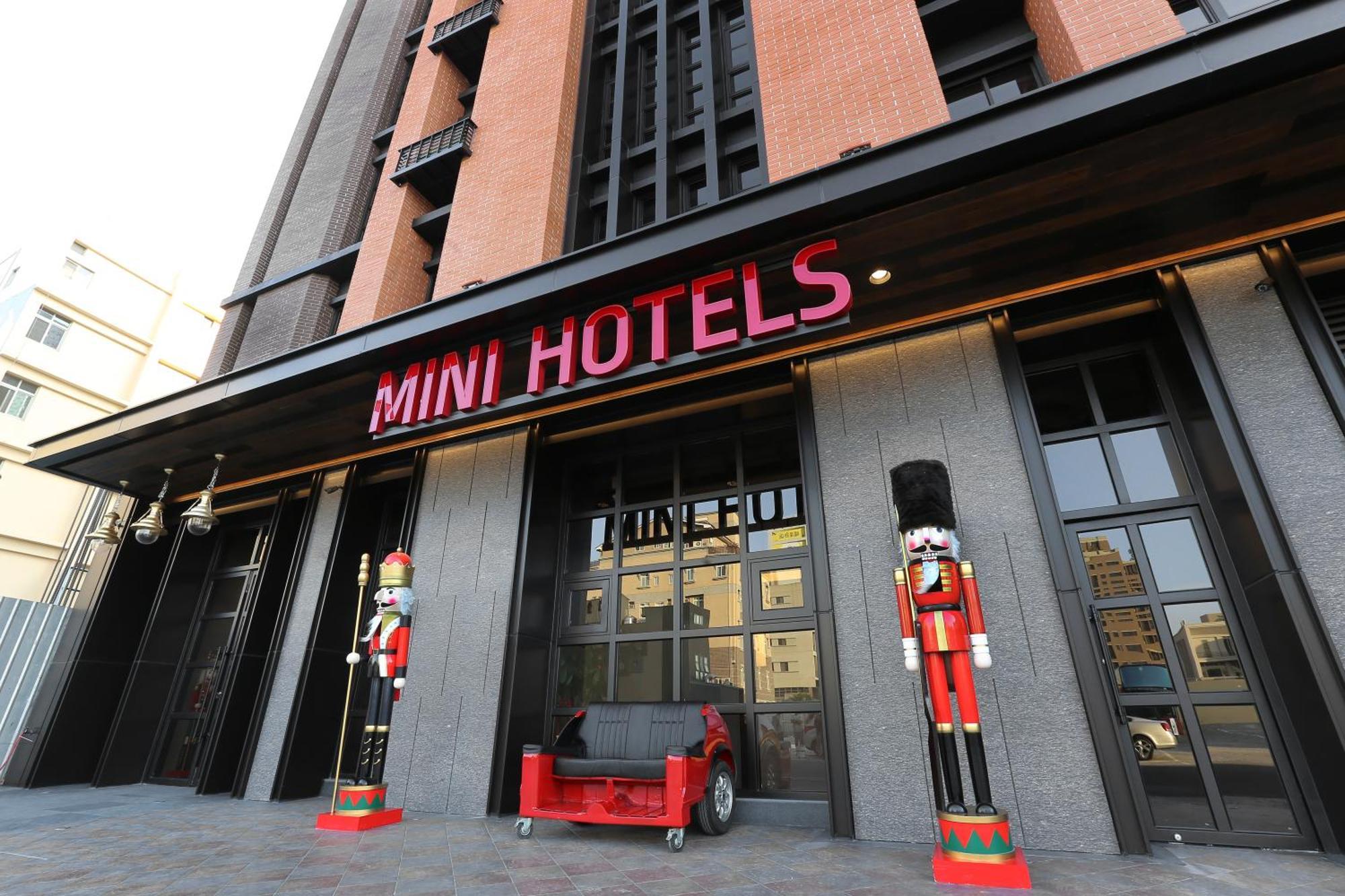 Mini Hotels Taichung Extérieur photo