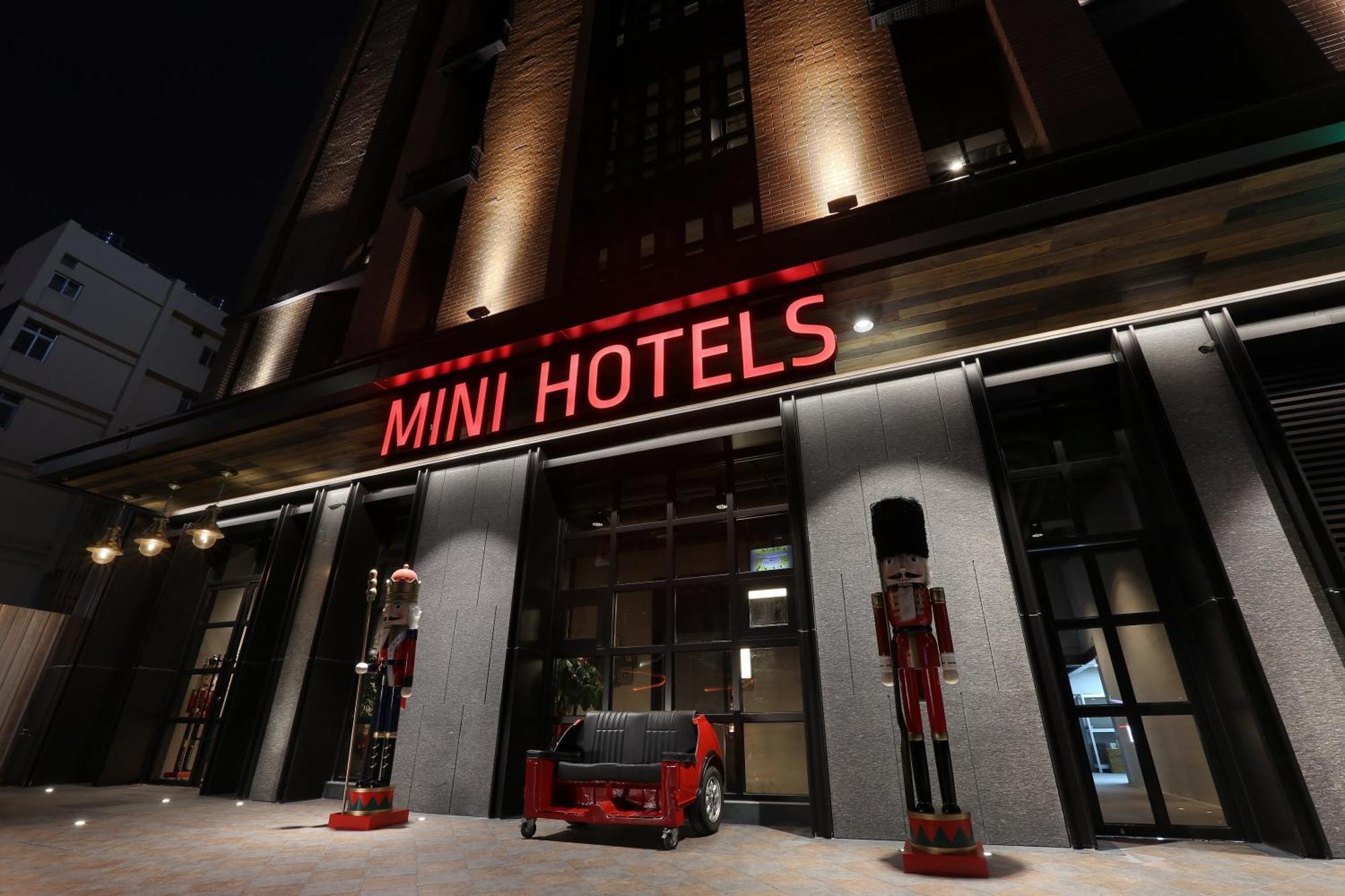 Mini Hotels Taichung Extérieur photo